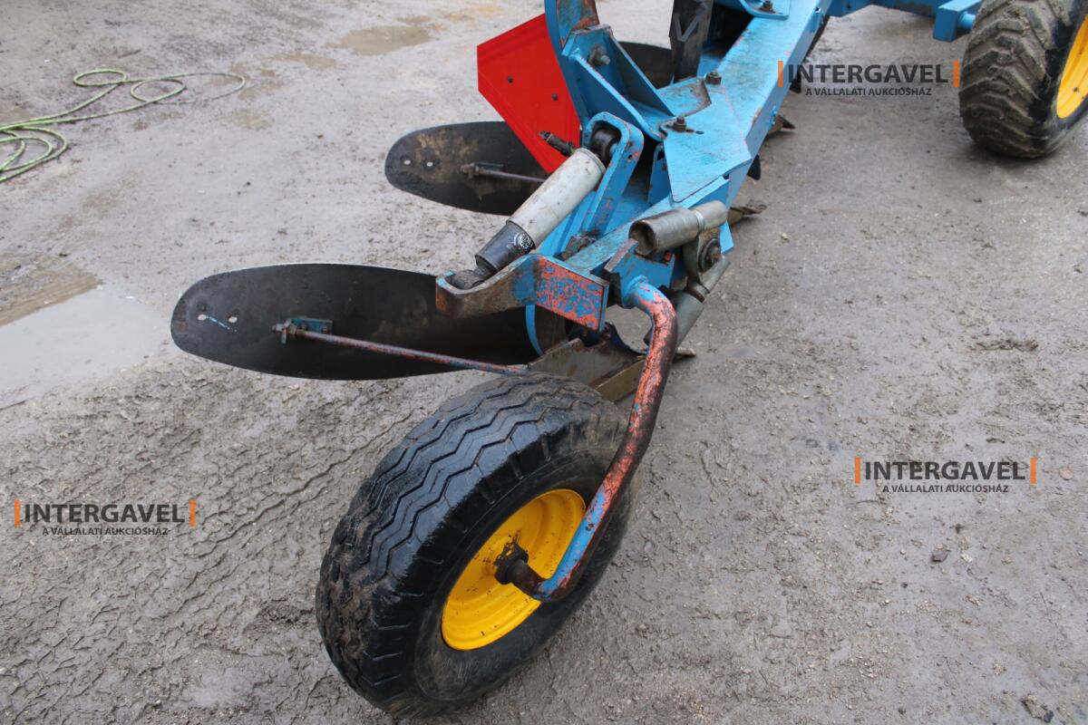 Váltvaforgató eke - Överum 14