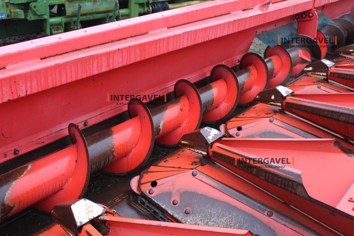 Kukorica asztal - Olimac 9