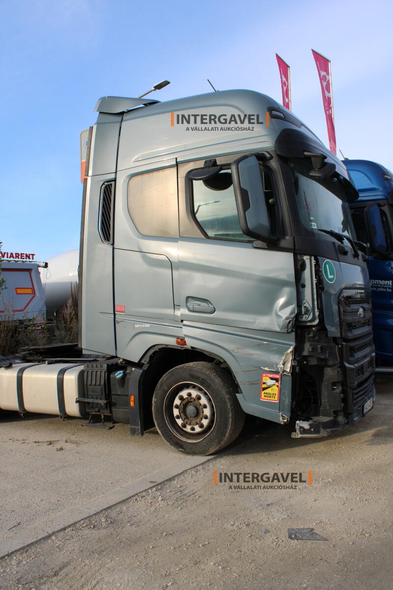 Ford F-Max nyergesvontató 3