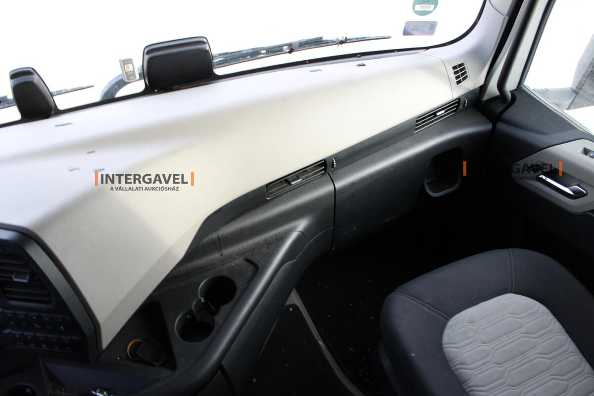 Ford F-Max nyergesvontató 15