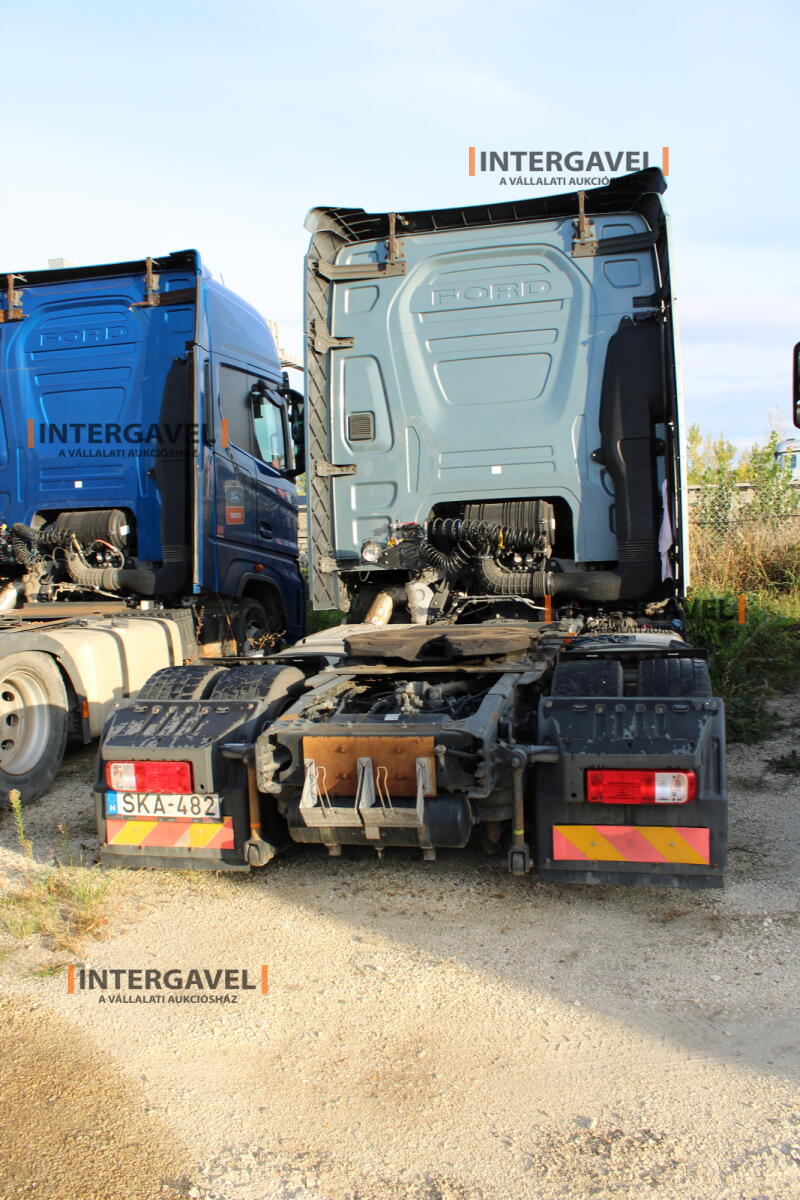 Ford F-Max nyergesvontató 5