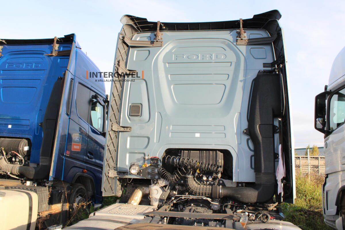 Ford F-Max nyergesvontató 8