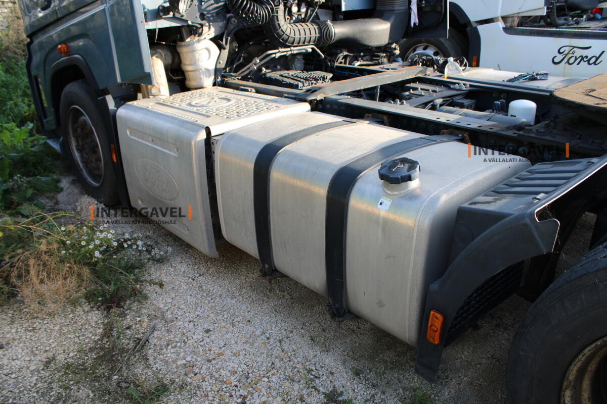 Ford F-Max nyergesvontató 15