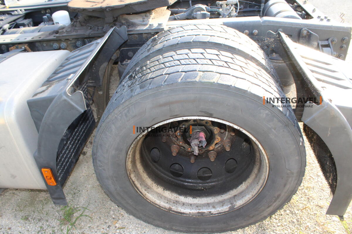 Ford F-Max nyergesvontató 43