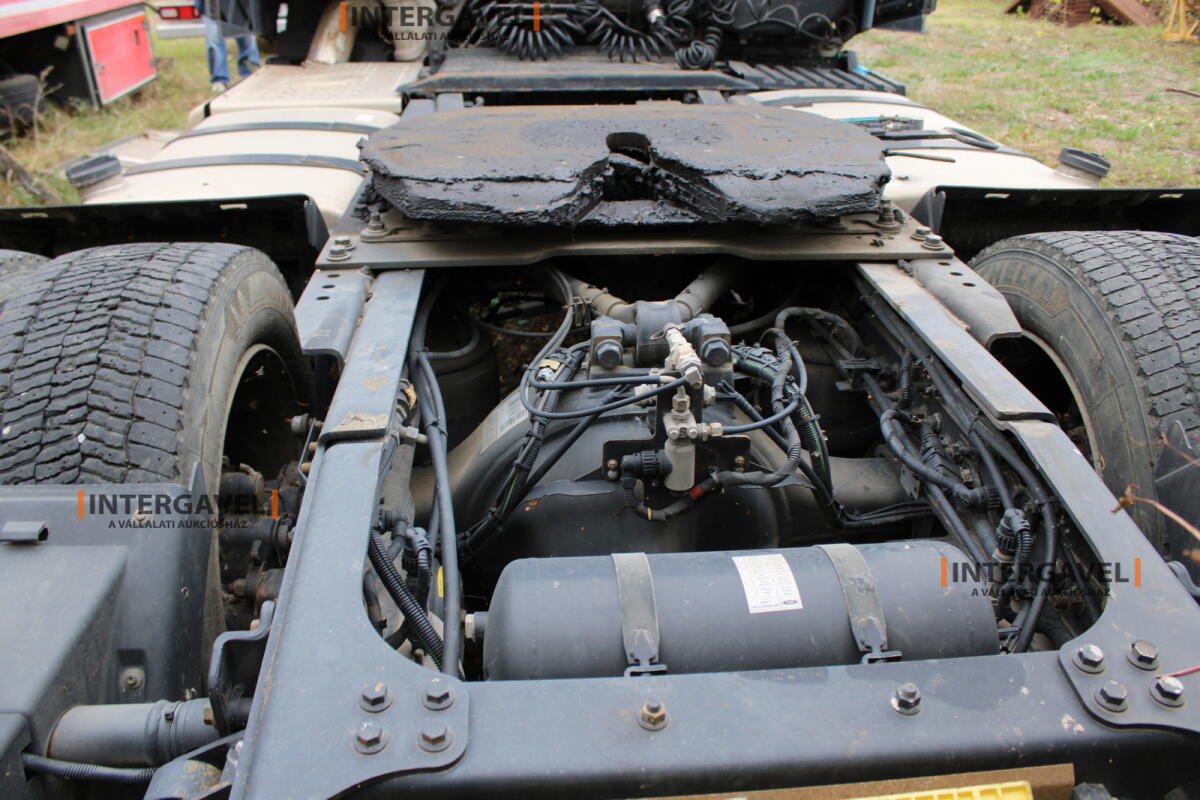 Ford F-Max nyergesvontató 6