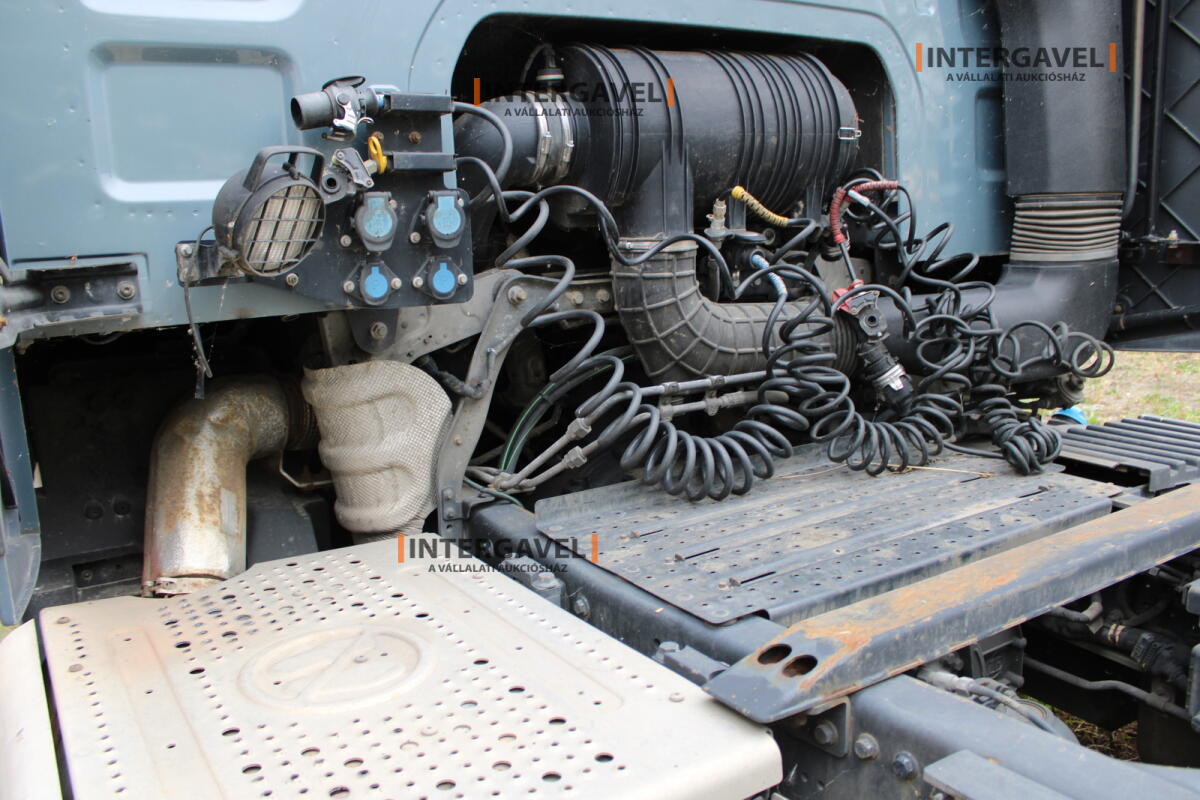 Ford F-Max nyergesvontató 7