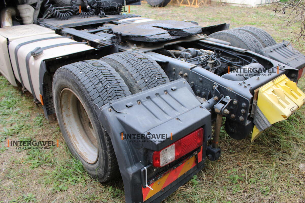 Ford F-Max nyergesvontató 9