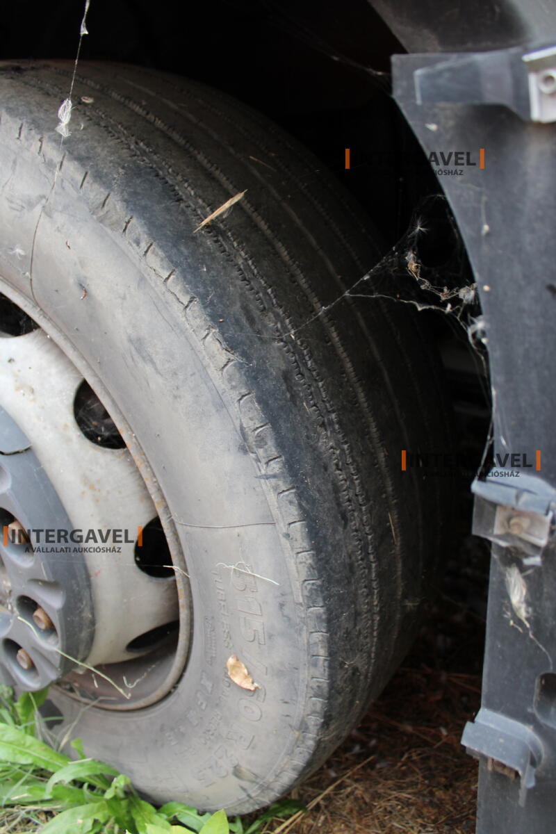 Ford F-Max nyergesvontató 32