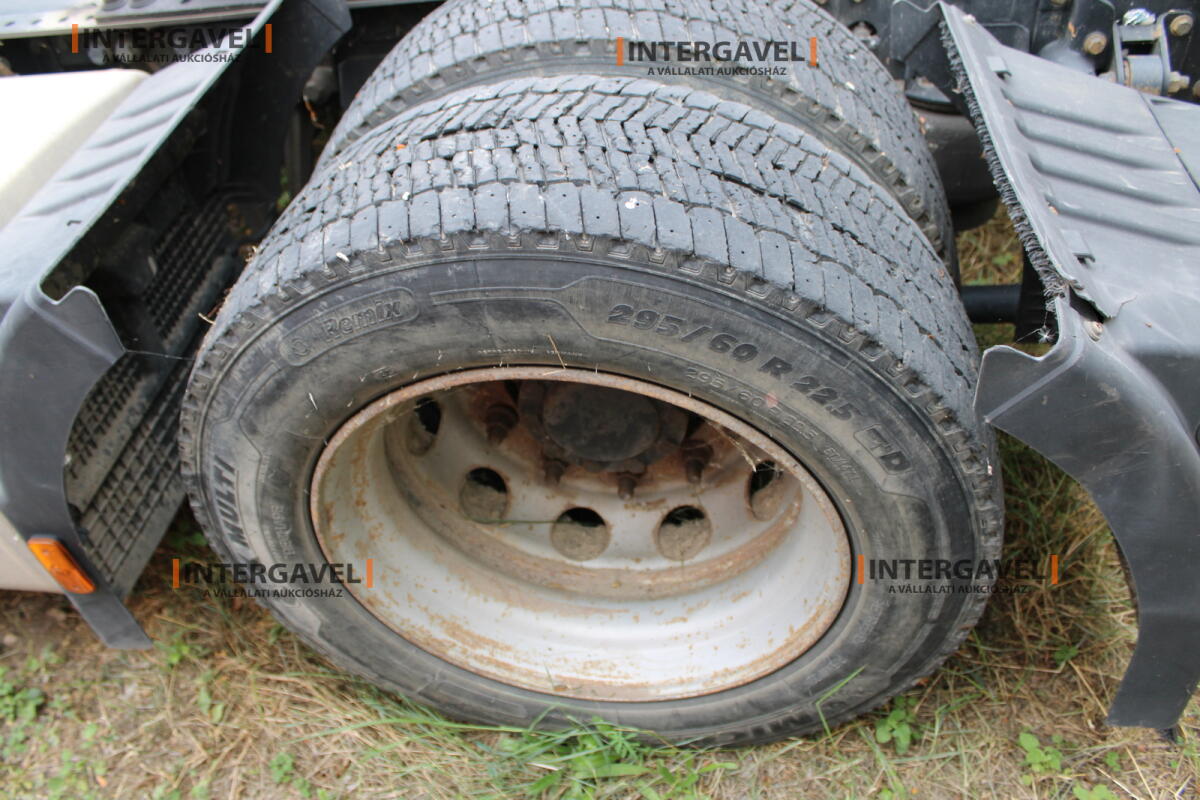 Ford F-Max nyergesvontató 38