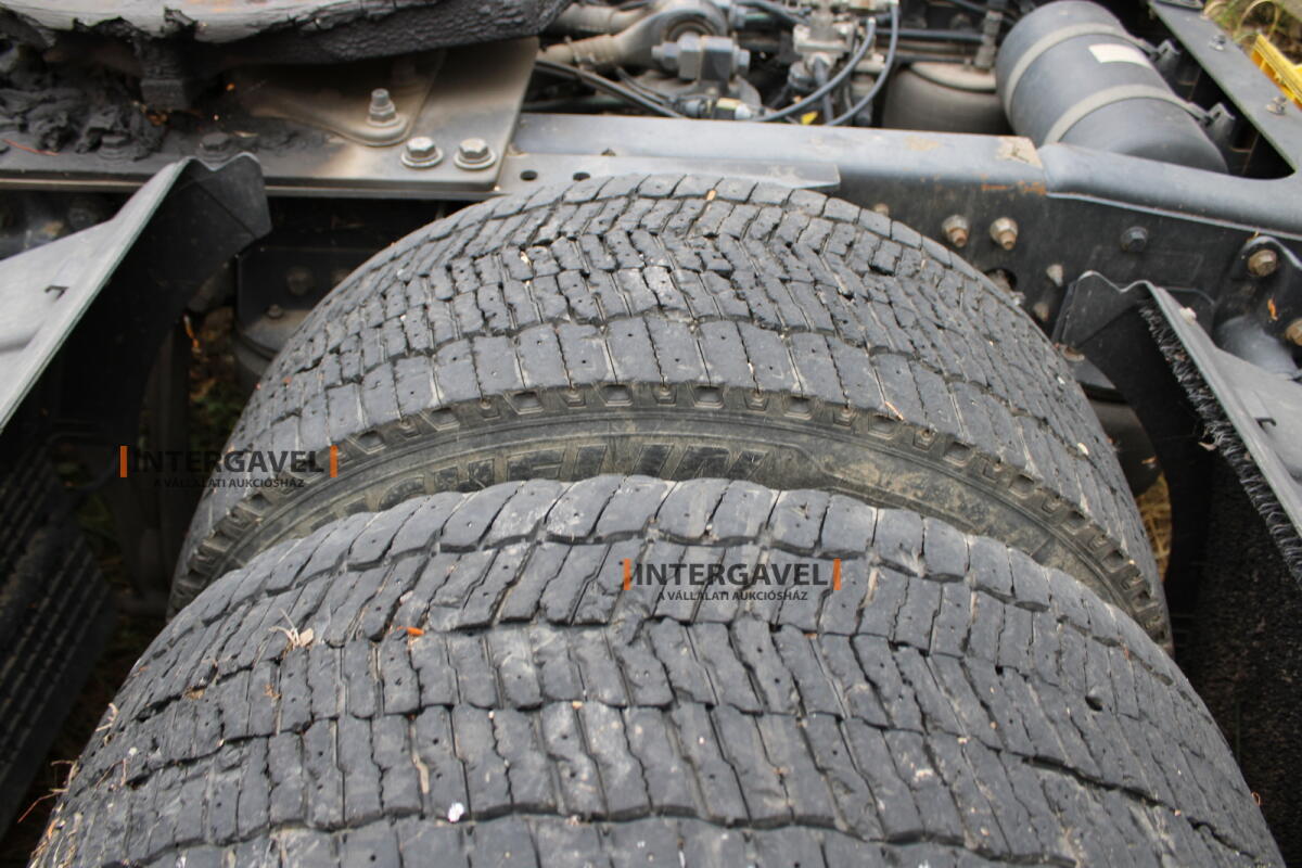 Ford F-Max nyergesvontató 39