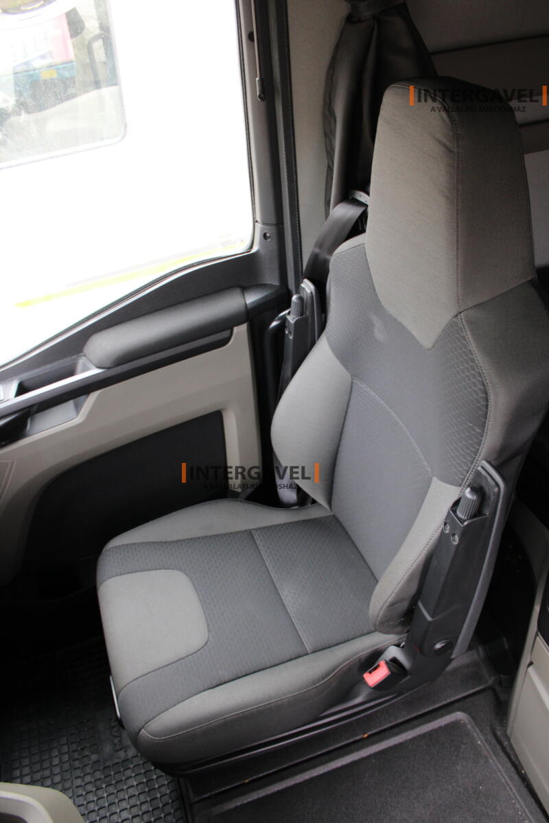 MAN TGX 18.510 nyergesvontató 16