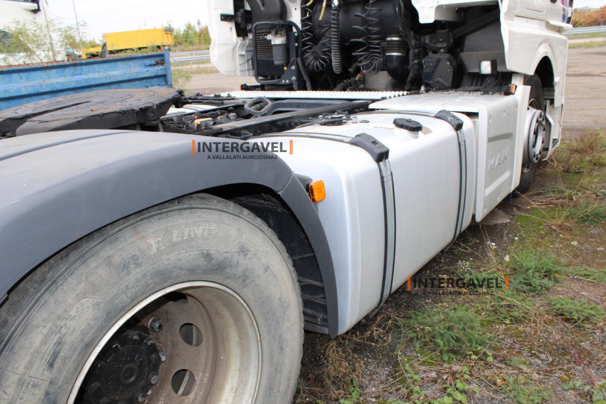 MAN TGX 18.510 nyergesvontató 35