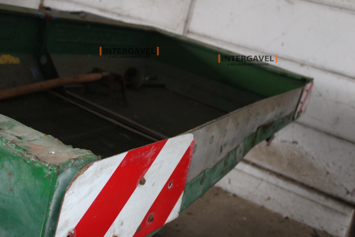 Műtrágyaszóró - Amazone 9