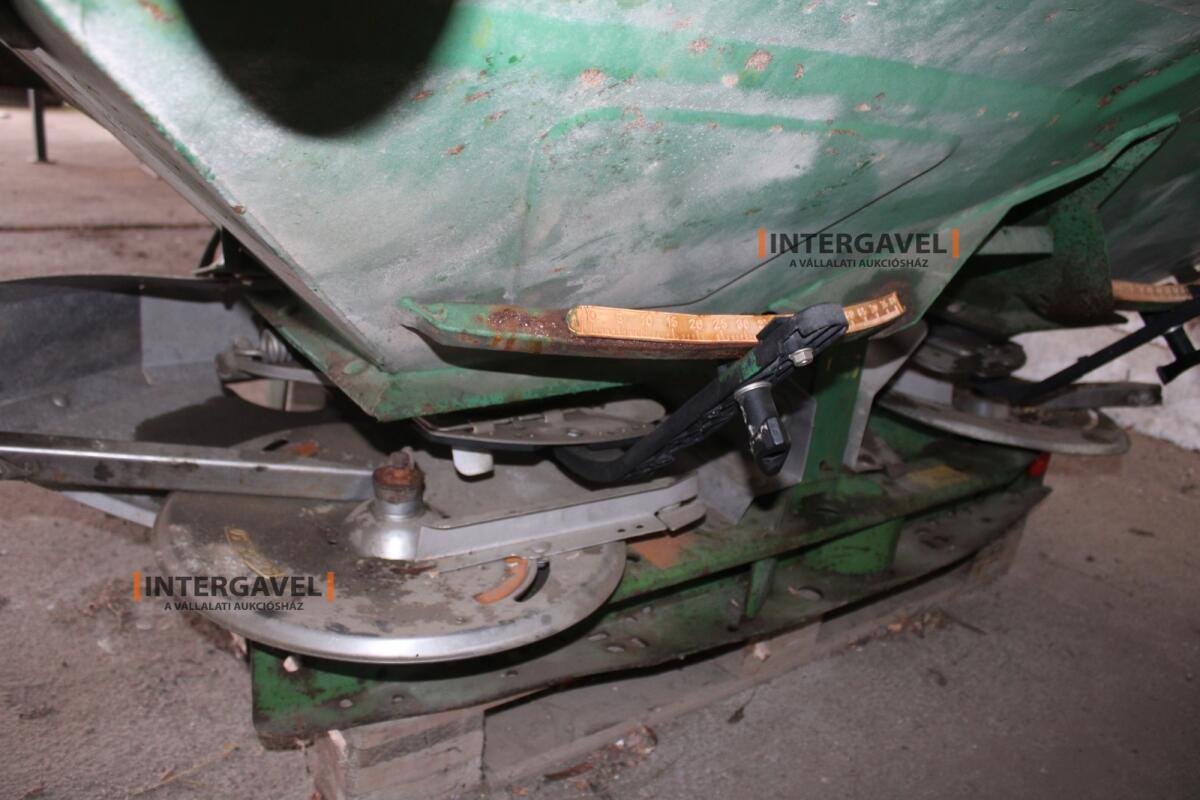 Műtrágyaszóró - Amazone 10