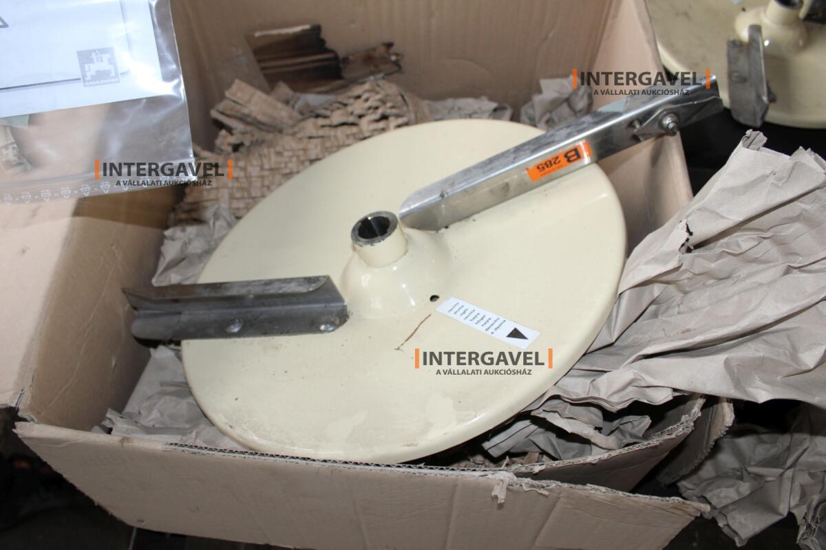 Műtrágyaszóró - Amazone 19