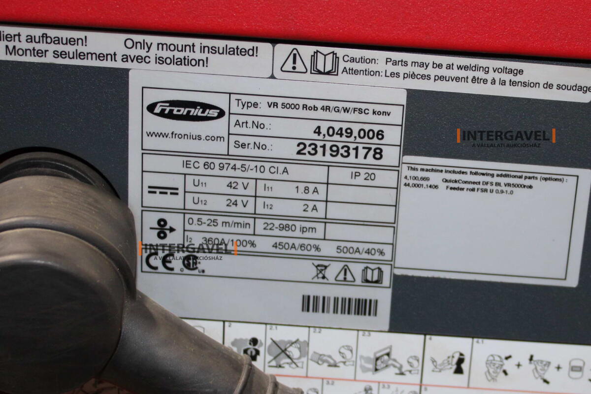 Hegesztő robot - Fanuc, ARC Mate 100iC; Fronius, TransSteel 3500 Rob 33