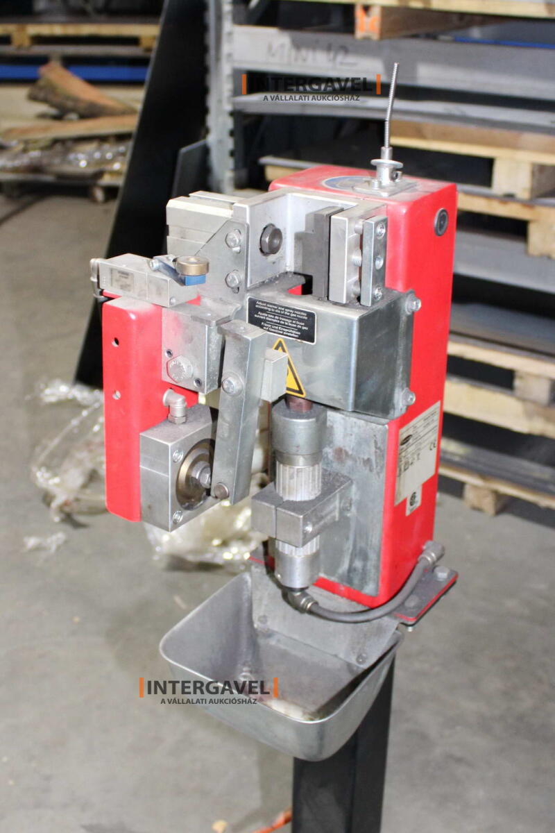 Hegesztő robot - Fanuc, ARC Mate 100iC; Fronius, TransSteel 3500 Rob 37