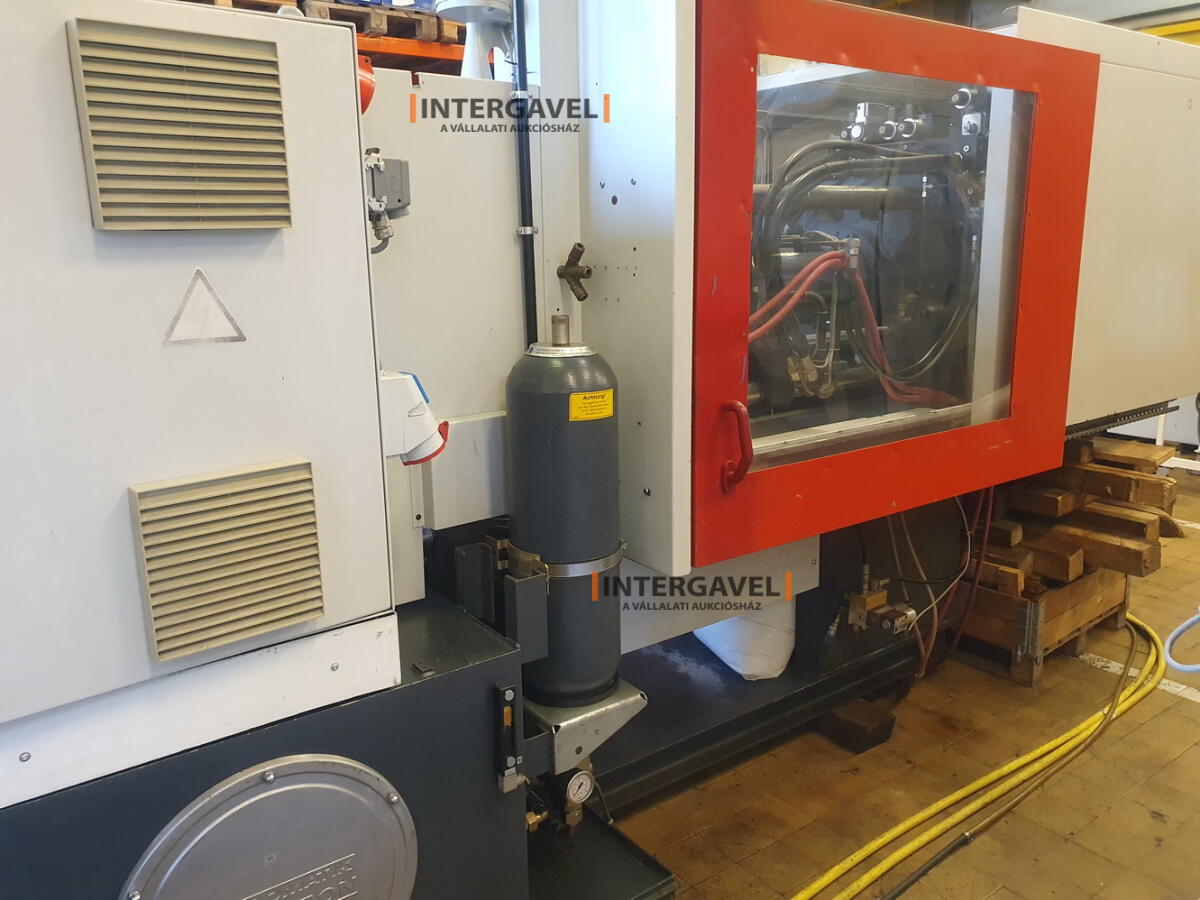 Ferromatik Milacron K-Tec 110 S (2000) fröccsöntő gép 3