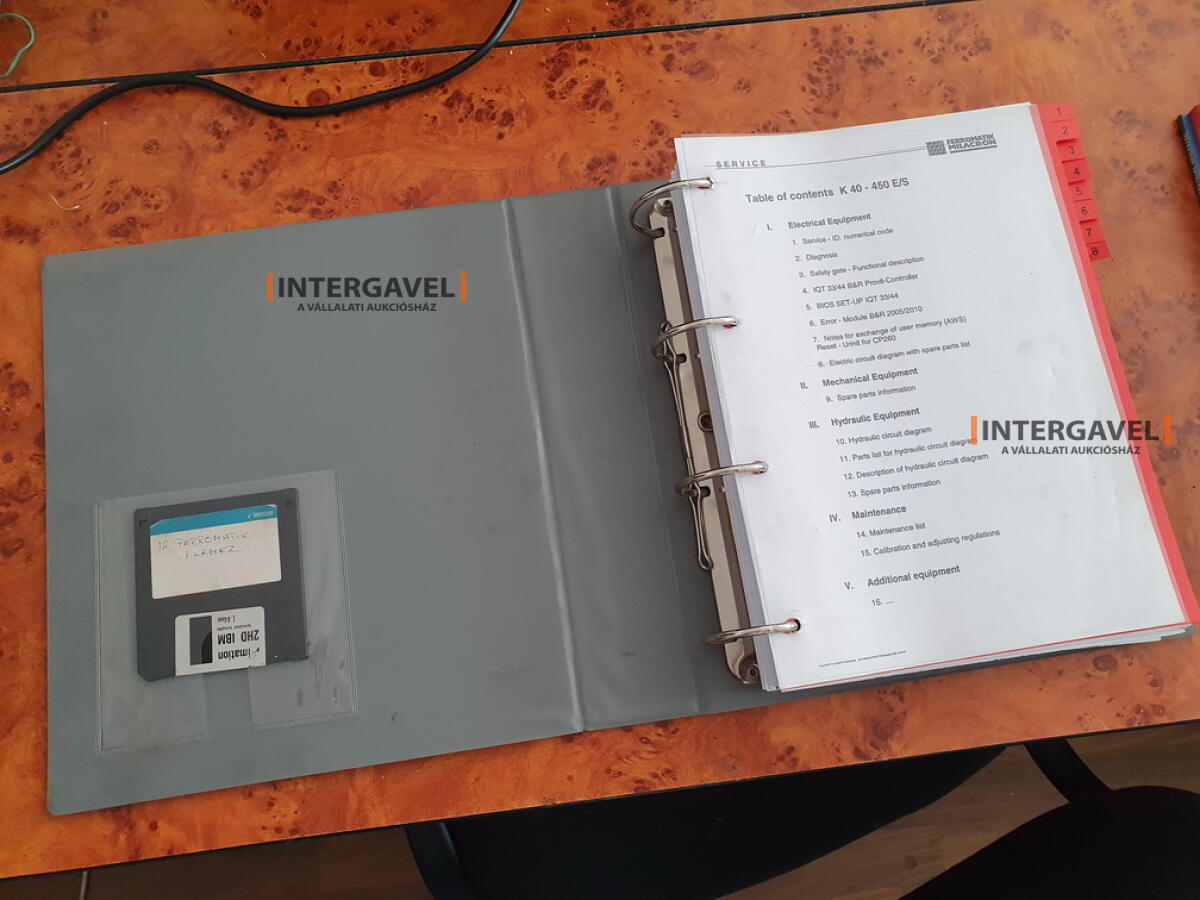 Ferromatik Milacron K-Tec 110 S (2000) fröccsöntő gép 5