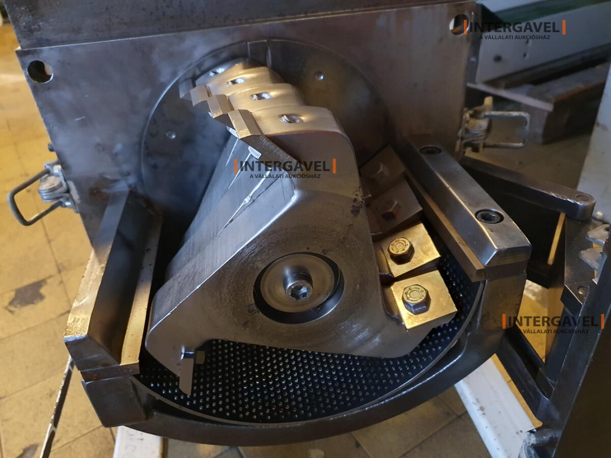 Wanner C17.31 sv (2004) műanyag daráló 4 kW-os motorral