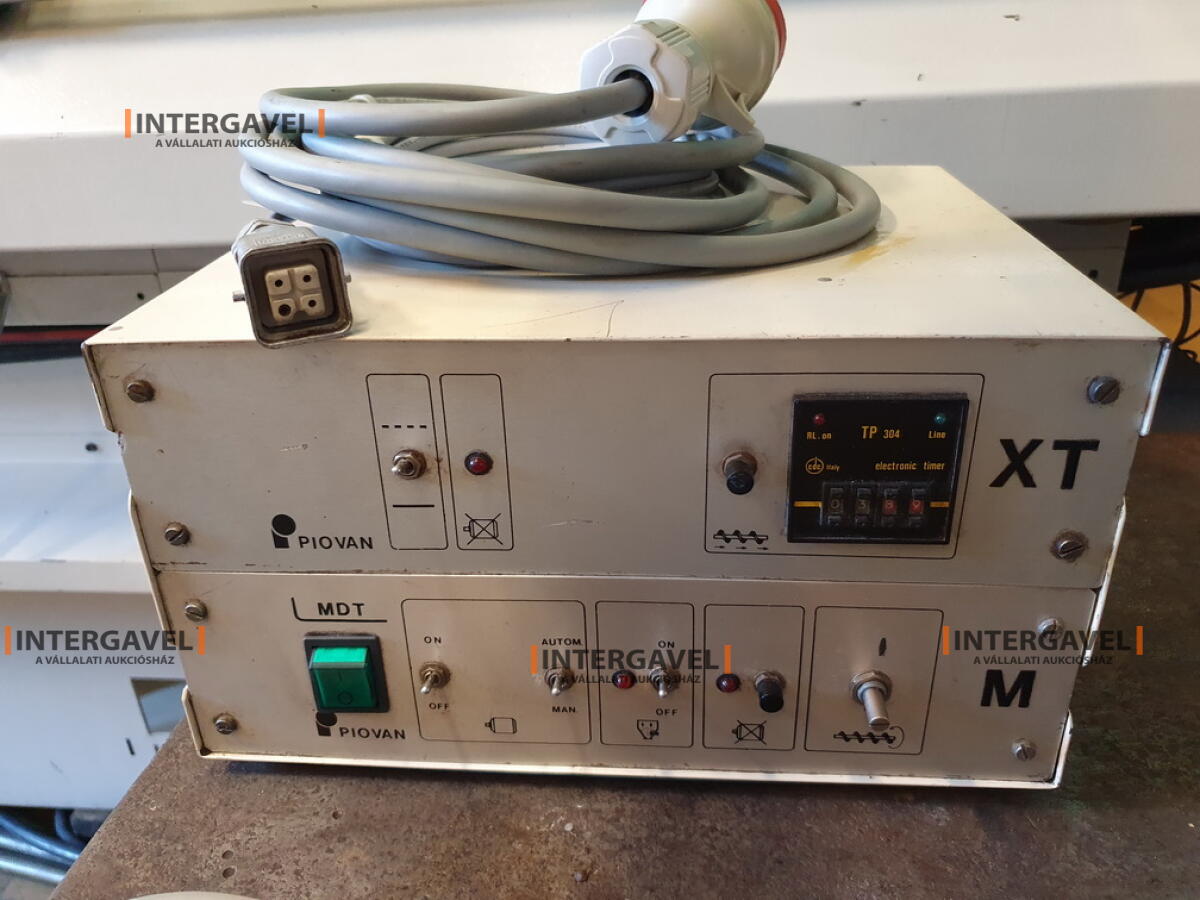 Piovan MDT Color 12 MXT színező adagoló és keverő 7