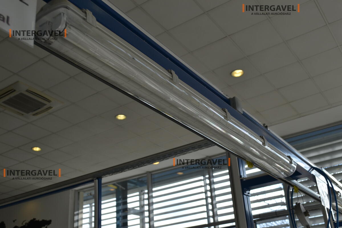 Munkaállomás székekkel 5