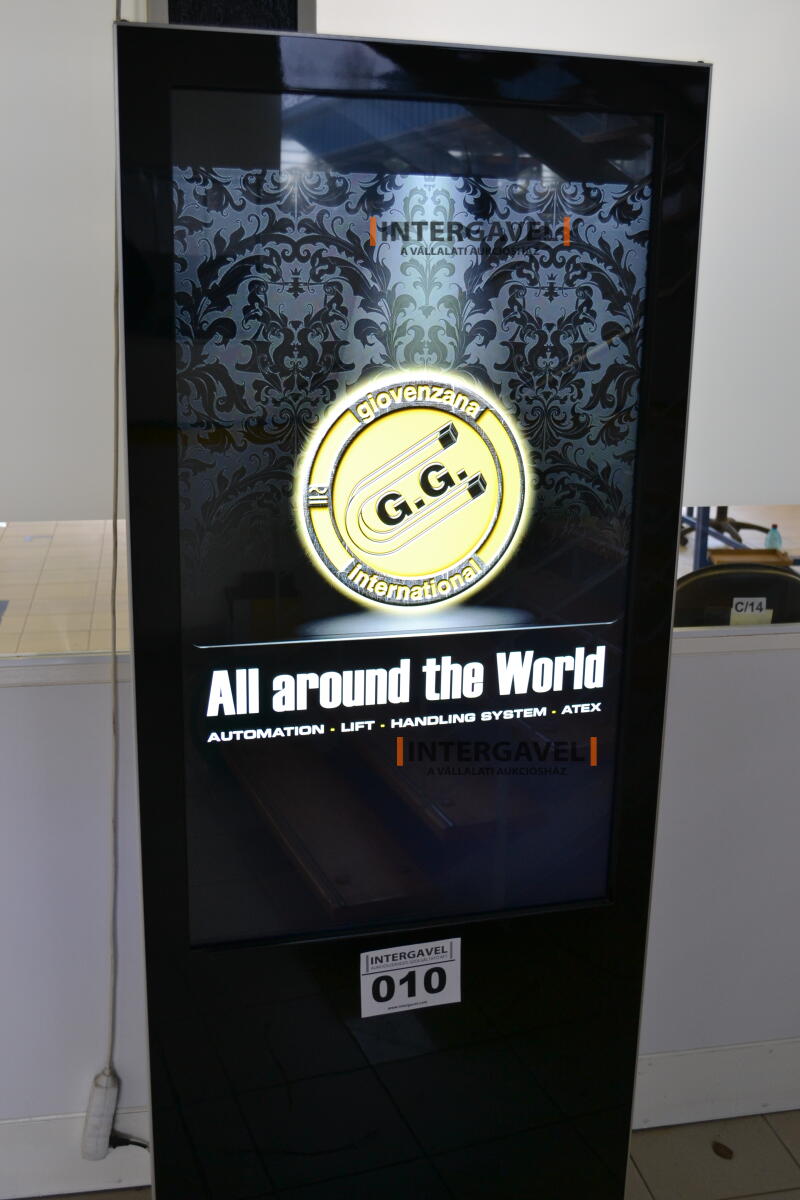 Digitális reklámtábla 4