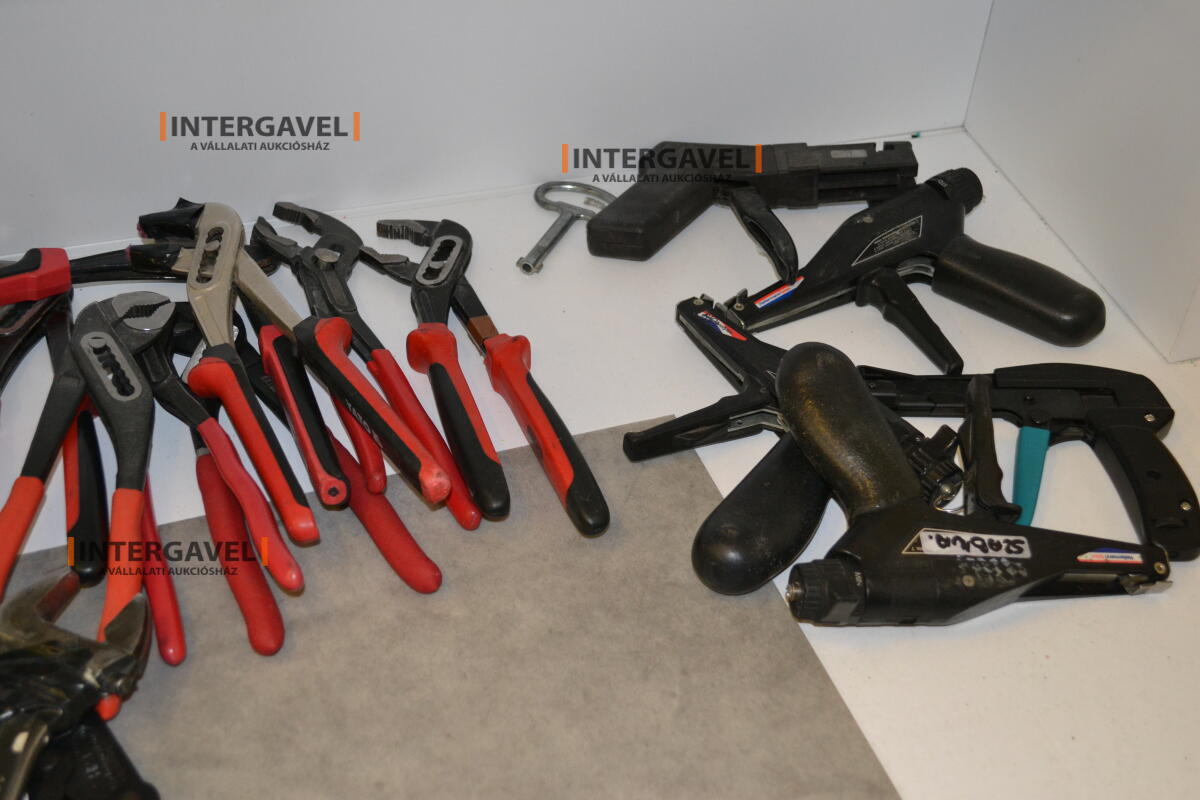 Vegyes kézi szerszámok 5