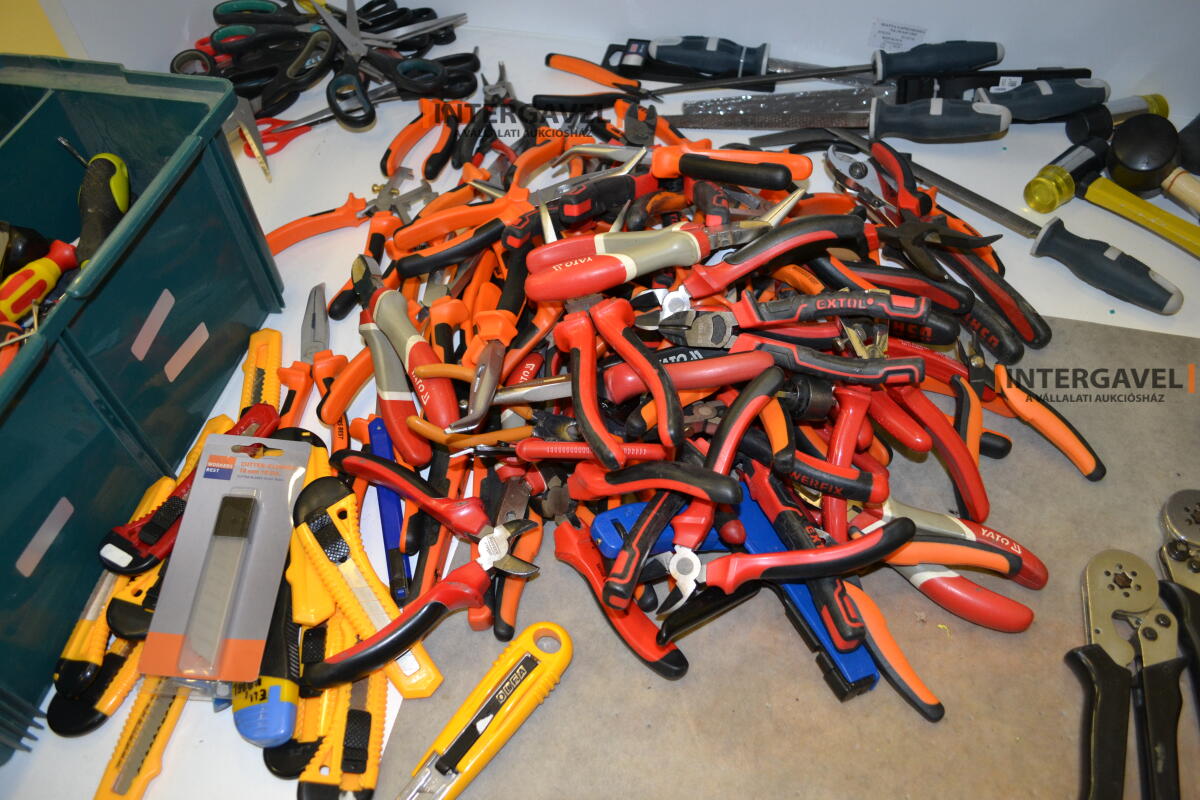 Vegyes kézi szerszámok 11