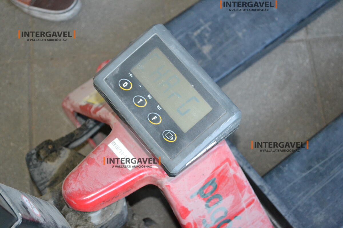 Kézi raklapemelő mérleggel 3