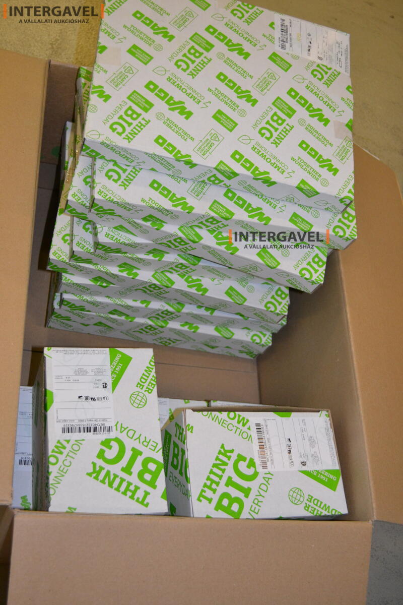 Vegyes csatlakozók, csatlakozótokok, elektronikai alkatrészek 17