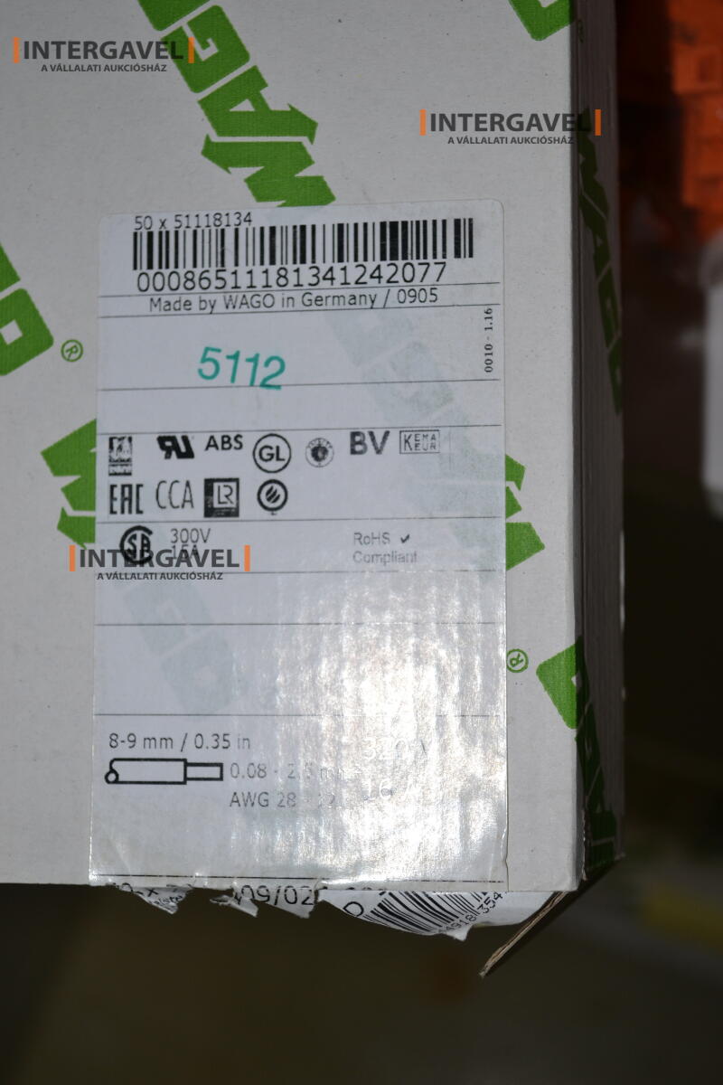 Vegyes csatlakozók, csatlakozótokok, elektronikai alkatrészek 32