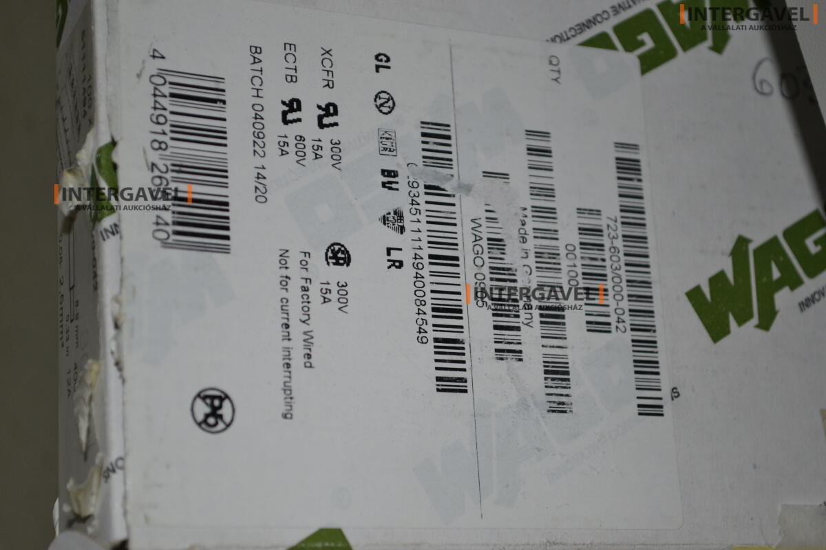 Vegyes csatlakozók, csatlakozótokok, elektronikai alkatrészek 40