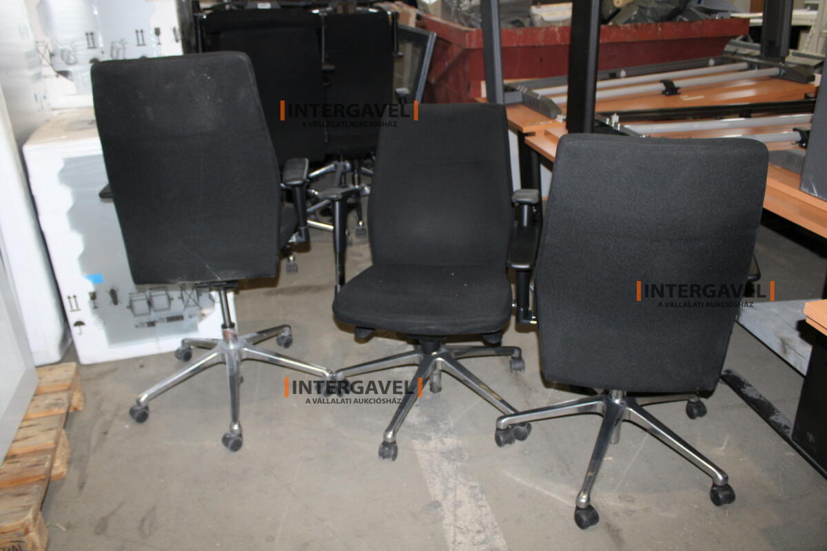 Irodai görgős szék (Fekete-Orlando) 6