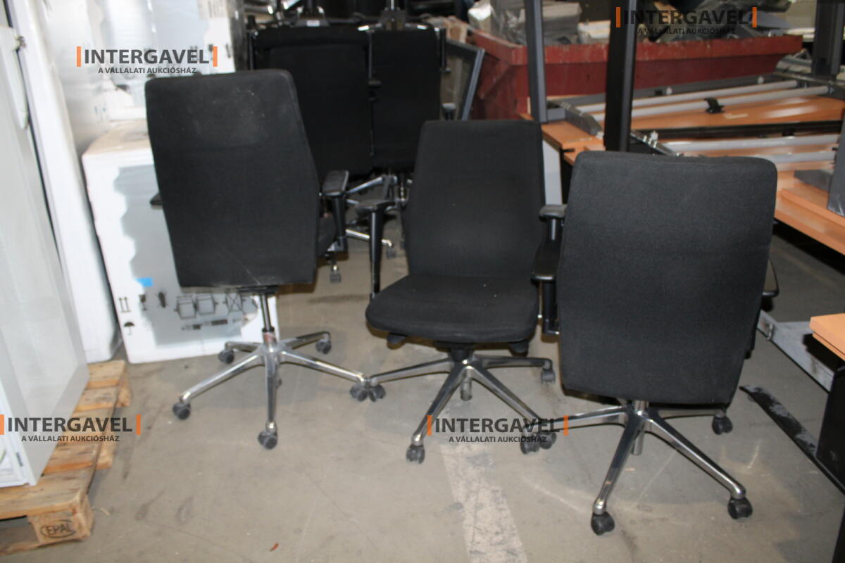 Irodai görgős szék (Fekete-Orlando) 7