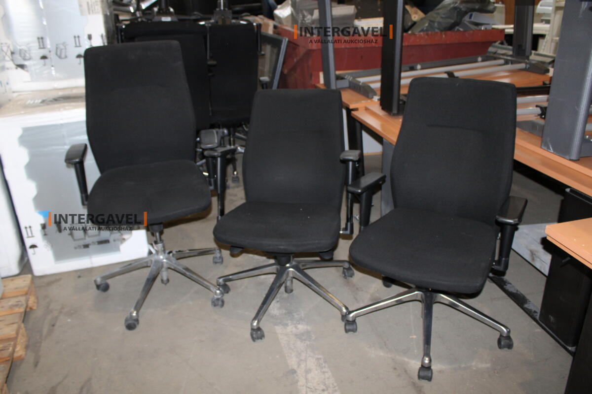 Irodai görgős szék (Fekete-Orlando) 1