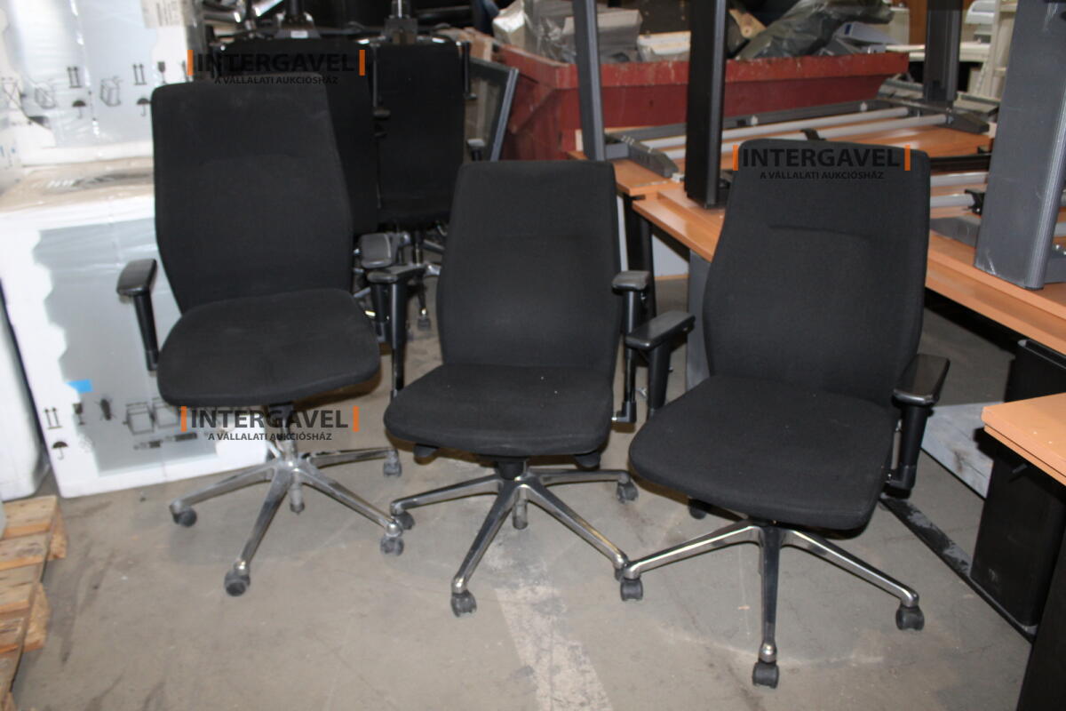 Irodai görgős szék (Fekete-Orlando) 1