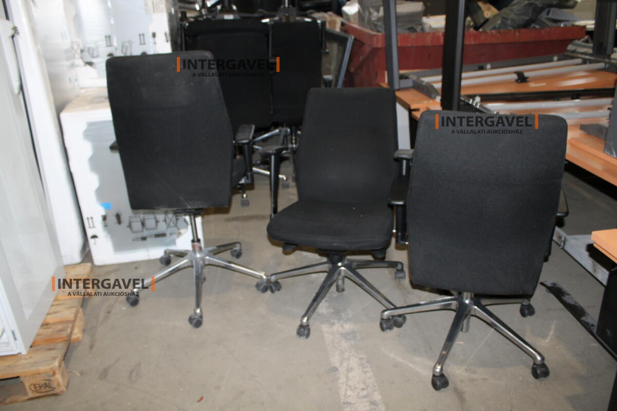 Irodai görgős szék (Fekete-Orlando) 7