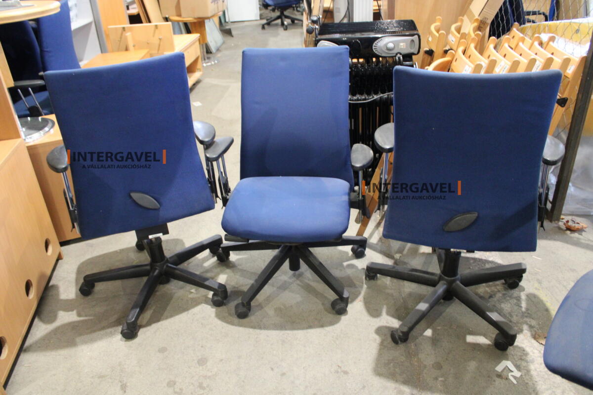 Irodai görgős szék (Comforto-kék) 5