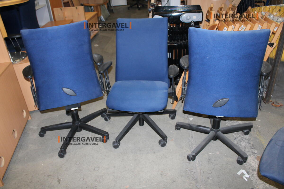 Irodai görgős szék (Comforto-kék) 6