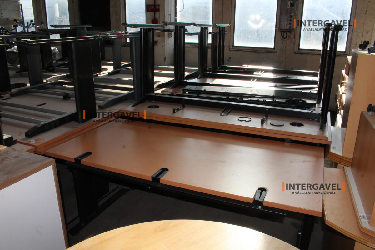 Íróasztal (BENE-1600mm) 7