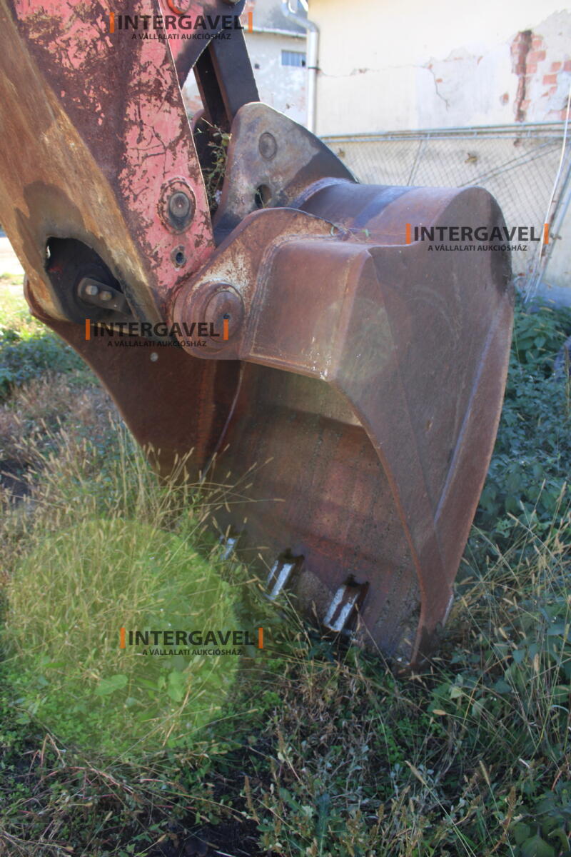 Gumikerekes forgó kotró - O&K 20