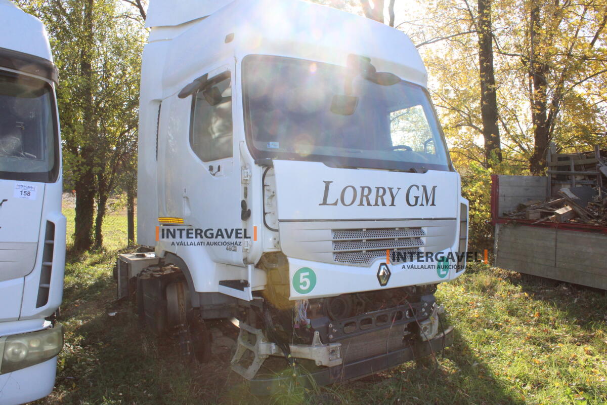 Nyerges vontató - Renault 4