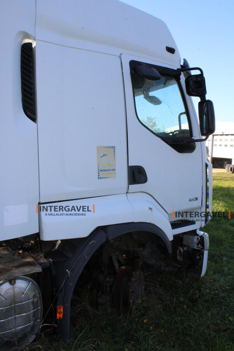 Nyerges vontató - Renault 7