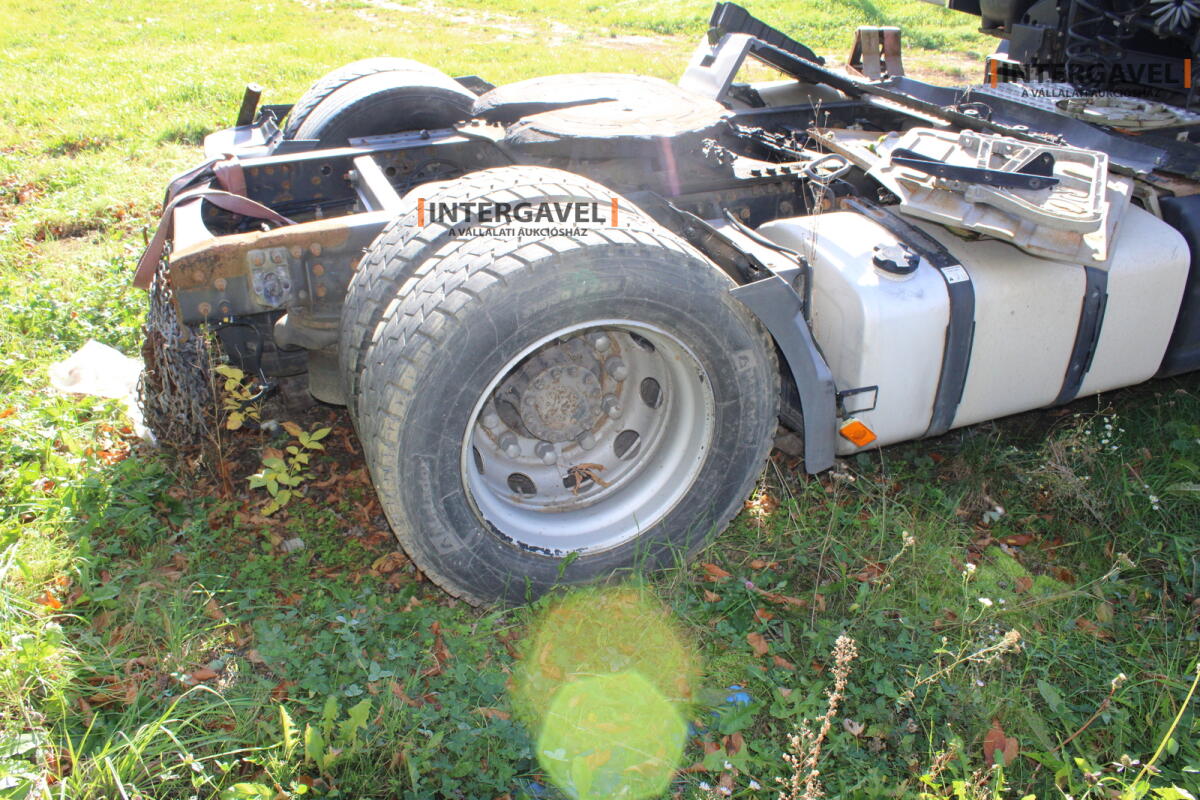 Nyerges vontató - Renault 14