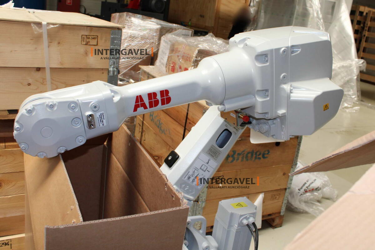 Robot - ABB; IRB 2600 5