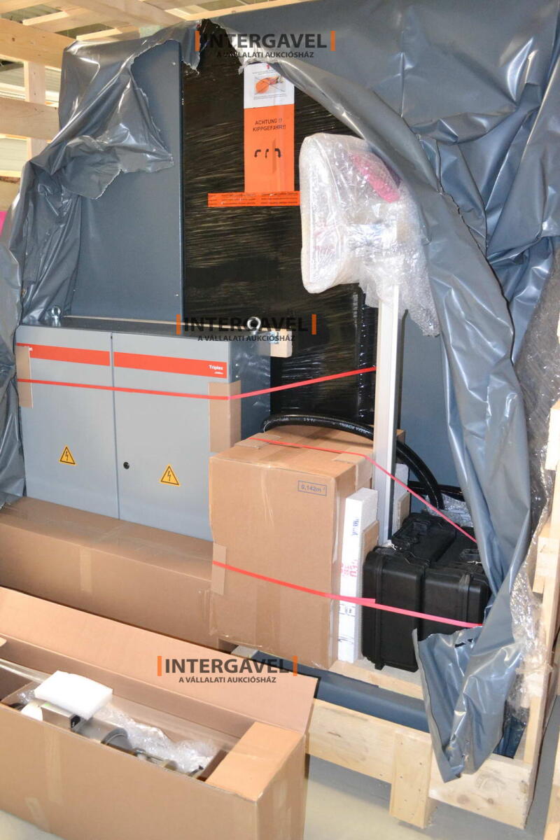 Plasmaszóró berendezés 28